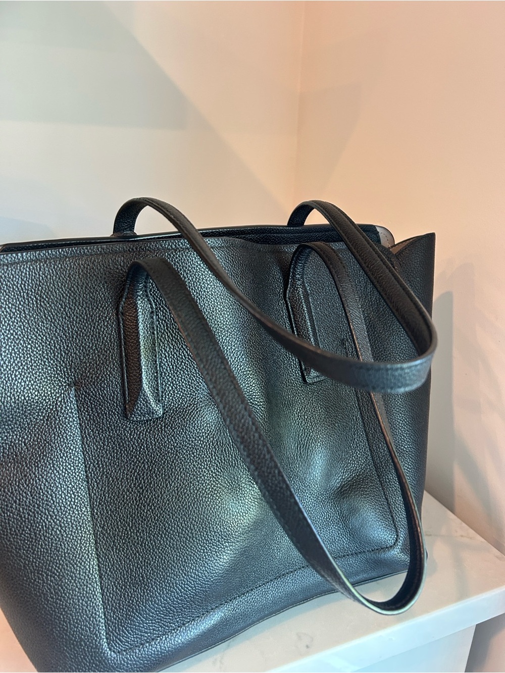 ♠️kate spade Black Pebbled Leather Tote with Charm - Picture 6 of 15